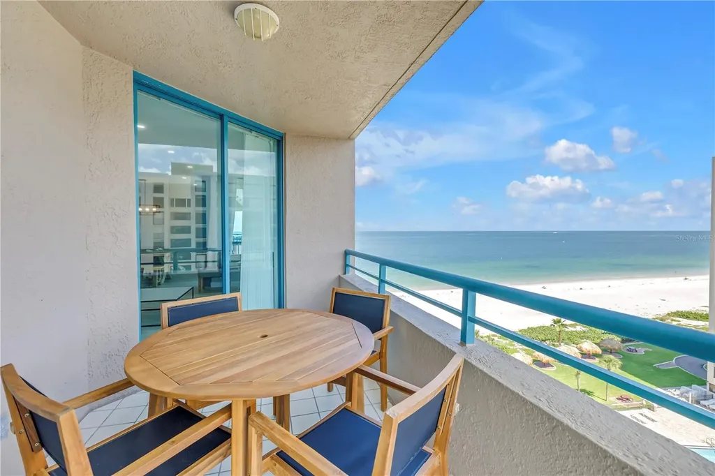 1520R Gulf Boulevard Clearwater Beach FL 33767
