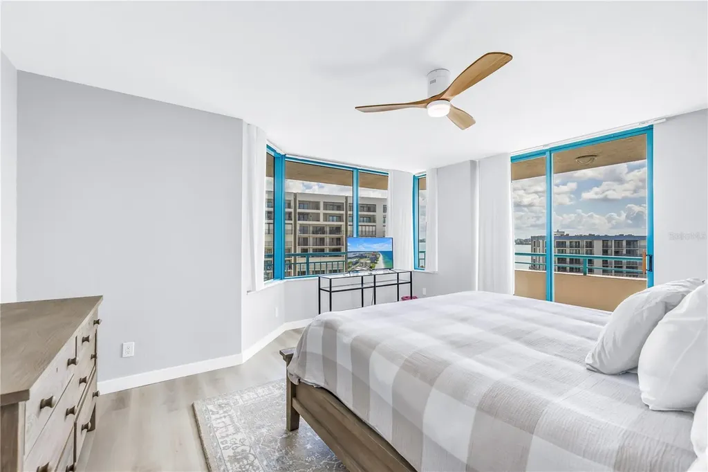 1520R Gulf Boulevard Clearwater Beach FL 33767