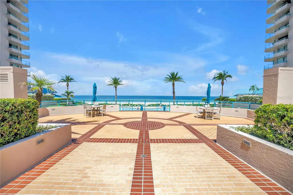 1520R Gulf Boulevard Clearwater Beach FL 33767
