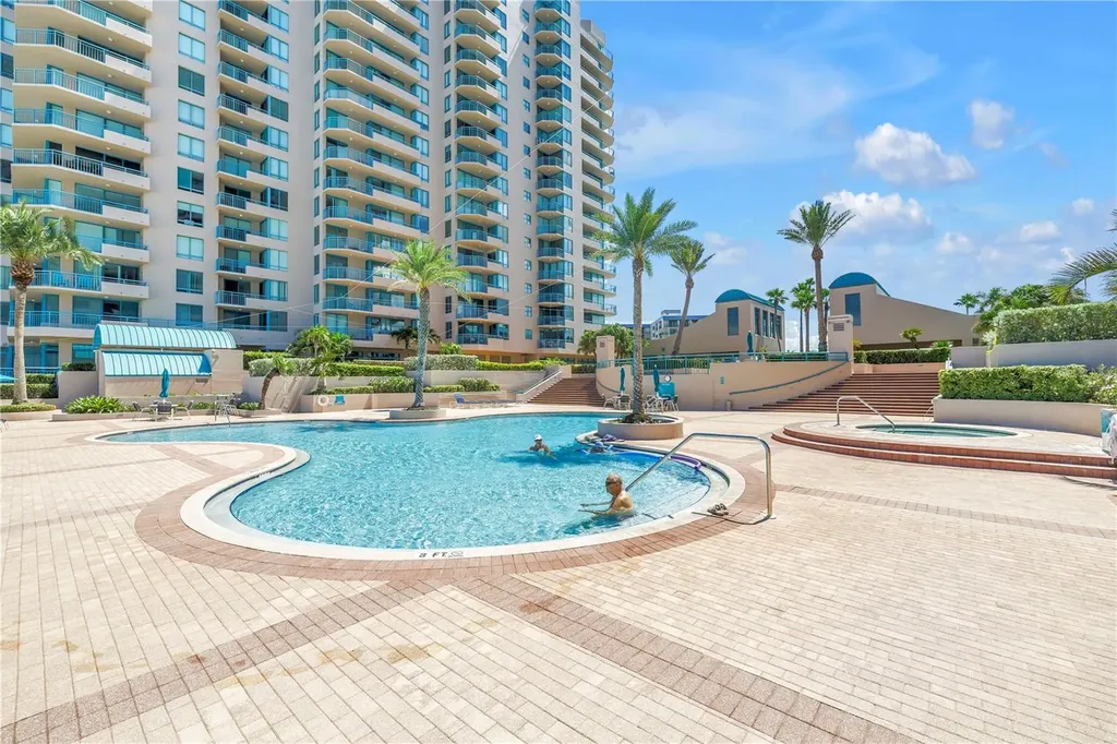 1520R Gulf Boulevard Clearwater Beach FL 33767