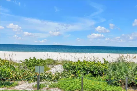 1520R Gulf Boulevard Clearwater Beach FL 33767