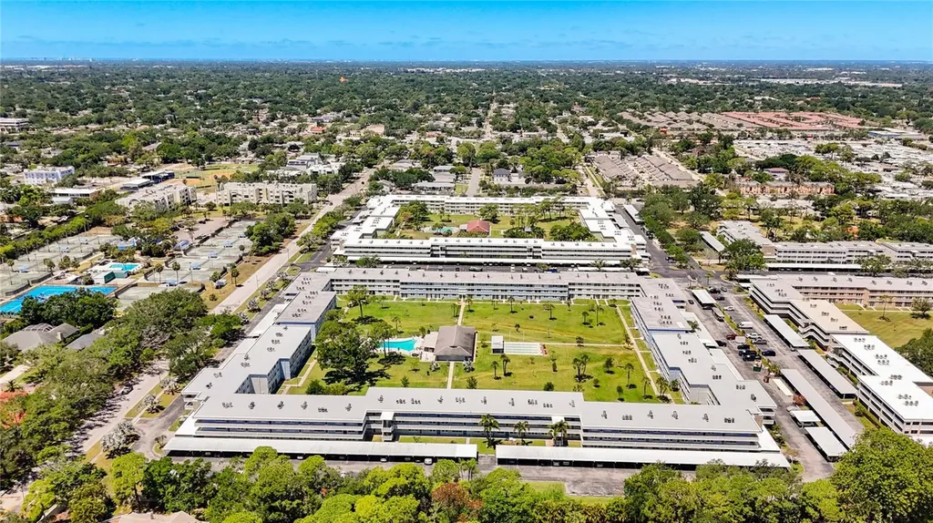 4720 Locust Street NE St Petersburg FL 33703