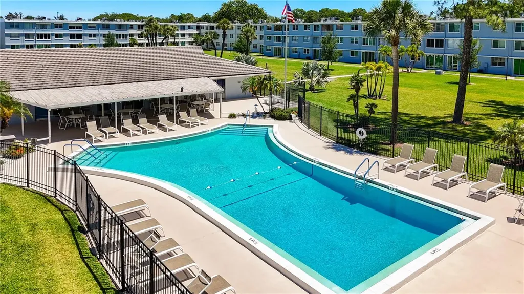 4720 Locust Street NE St Petersburg FL 33703