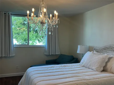 4720 Locust Street NE St Petersburg FL 33703