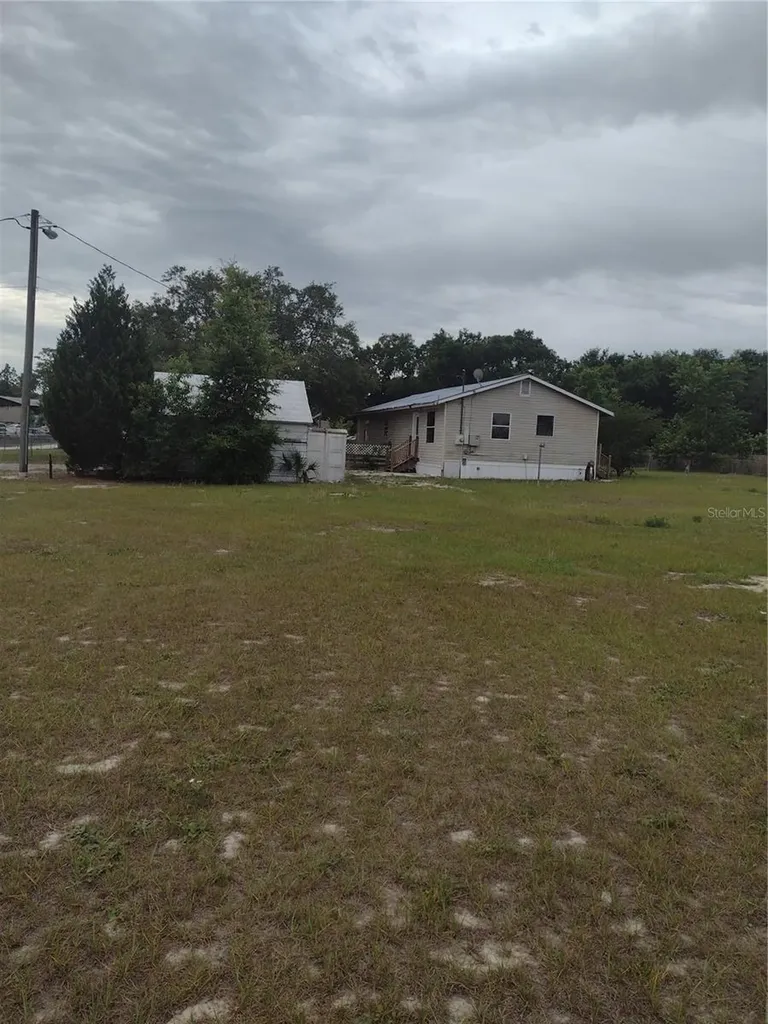 8597 SE 126th Place Belleview FL 34420