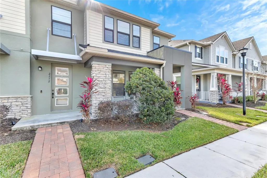 2274 Centerra Loop Kissimmee FL 34741
