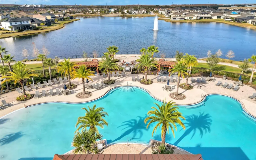 2274 Centerra Loop Kissimmee FL 34741