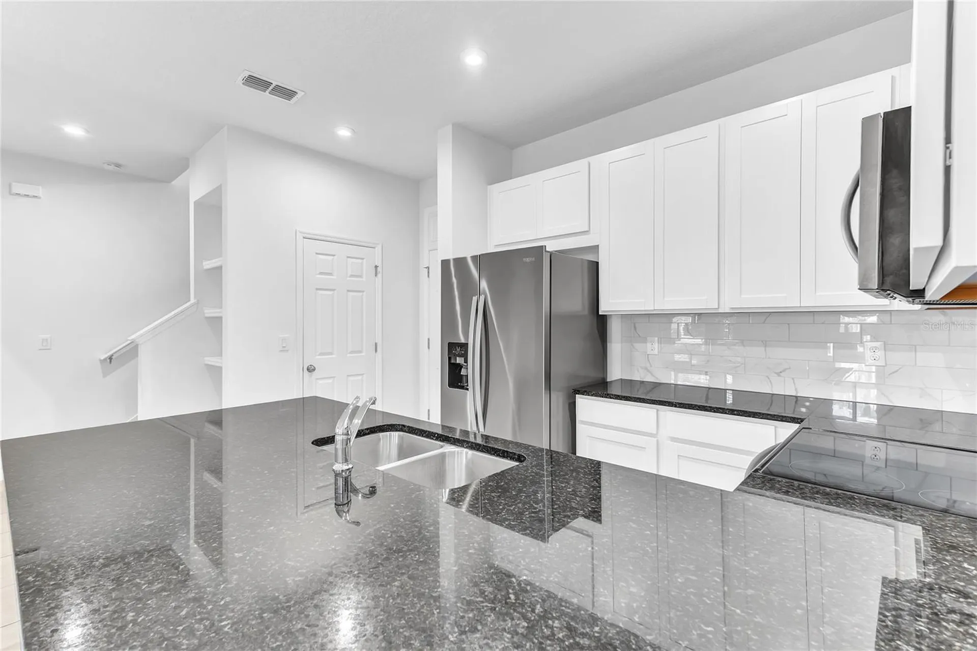 2274 Centerra Loop Kissimmee FL 34741