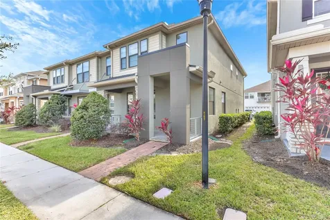 2274 Centerra Loop Kissimmee FL 34741