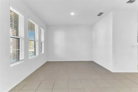 2274 Centerra Loop Kissimmee FL 34741