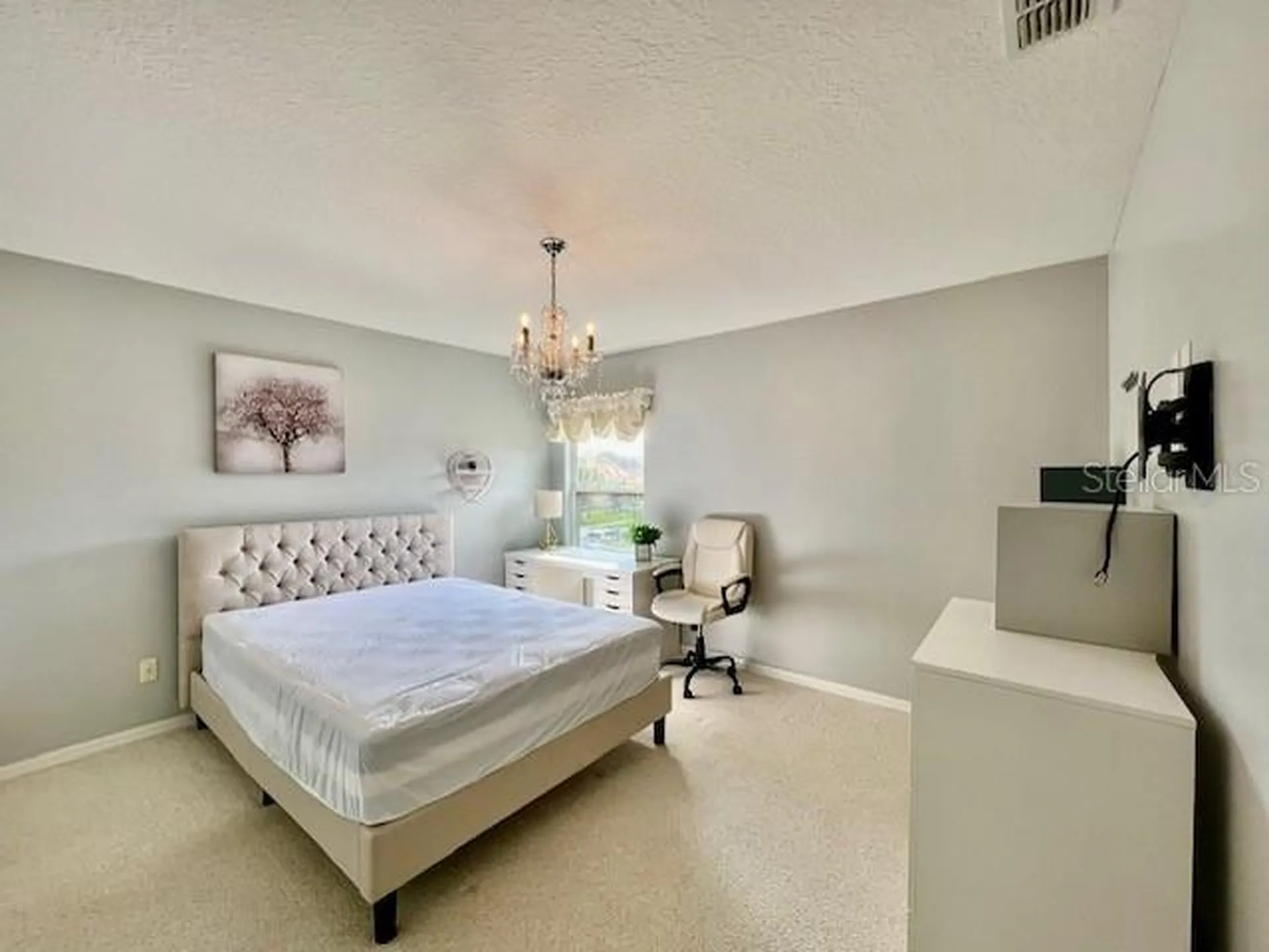 1565 The Oaks Boulevard Kissimmee FL 34746