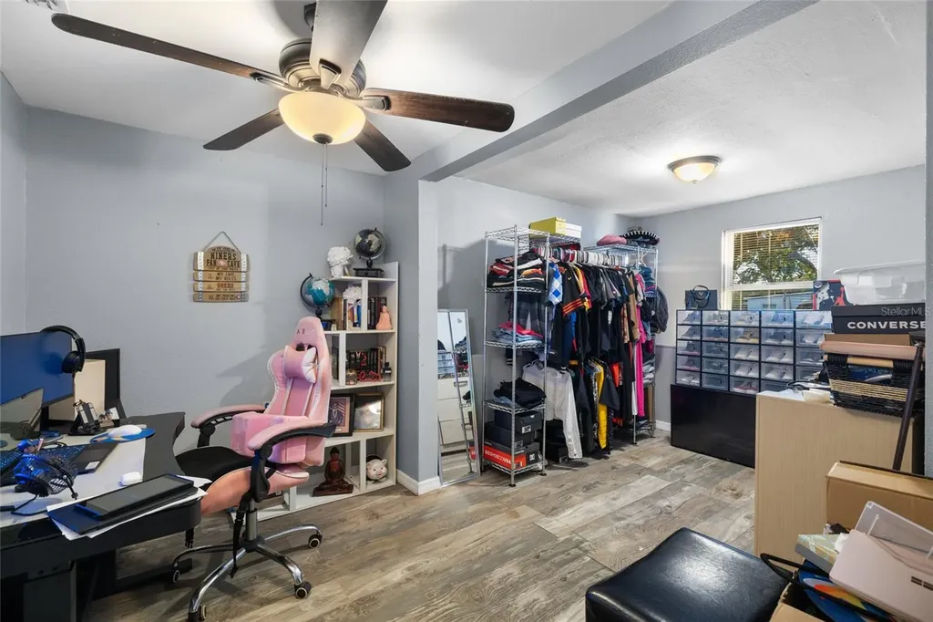1510 E 99th Avenue Tampa FL 33612