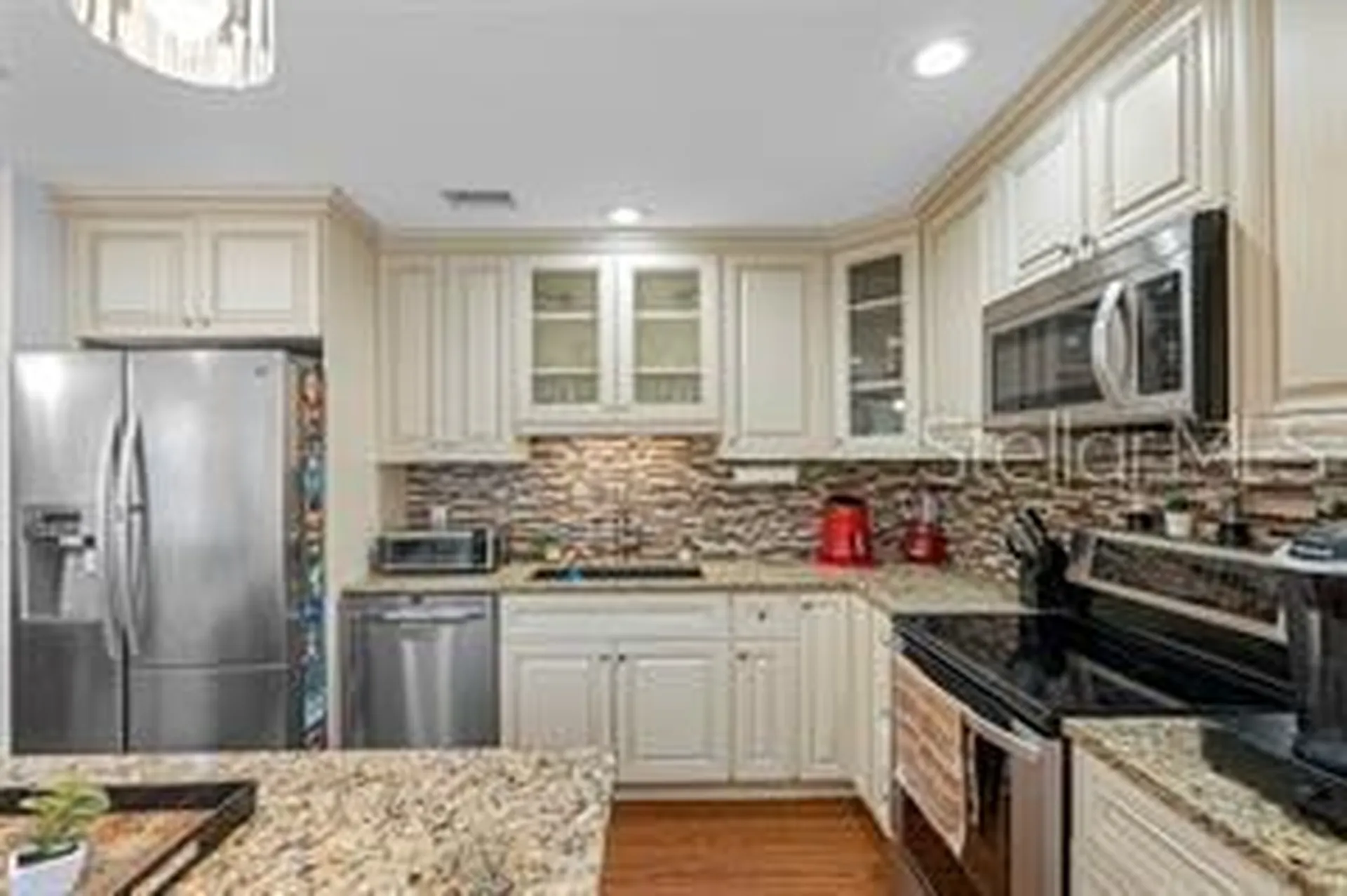16513 Silverhill Drive Tampa FL 33624