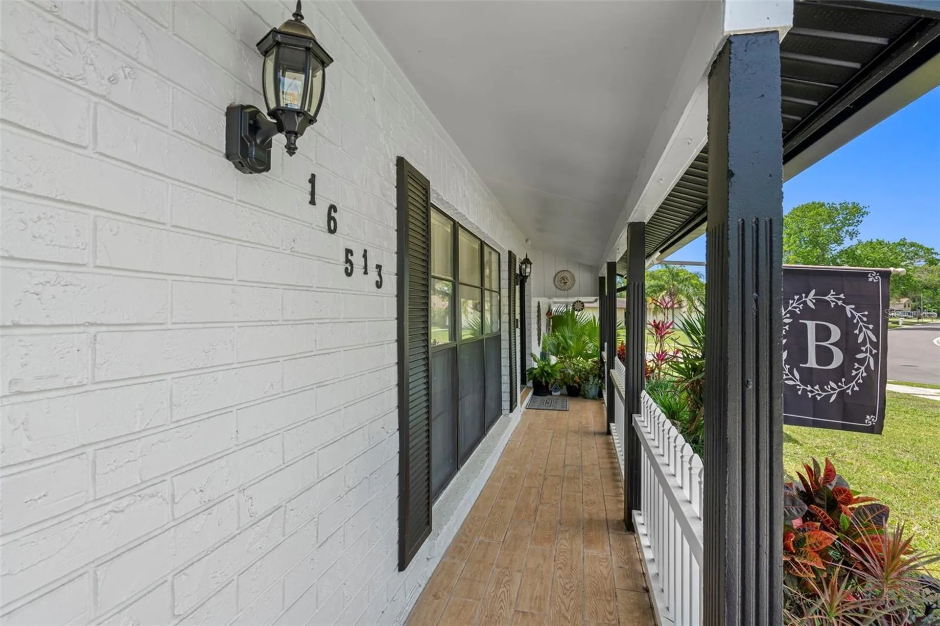 16513 Silverhill Drive Tampa FL 33624