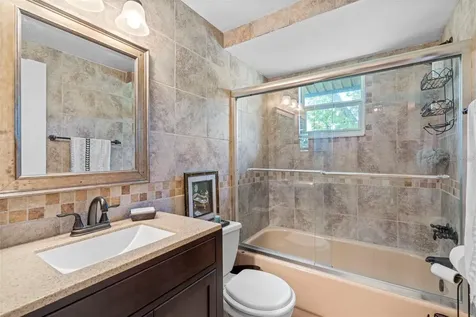 16513 Silverhill Drive Tampa FL 33624