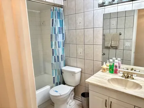 16513 Silverhill Drive Tampa FL 33624