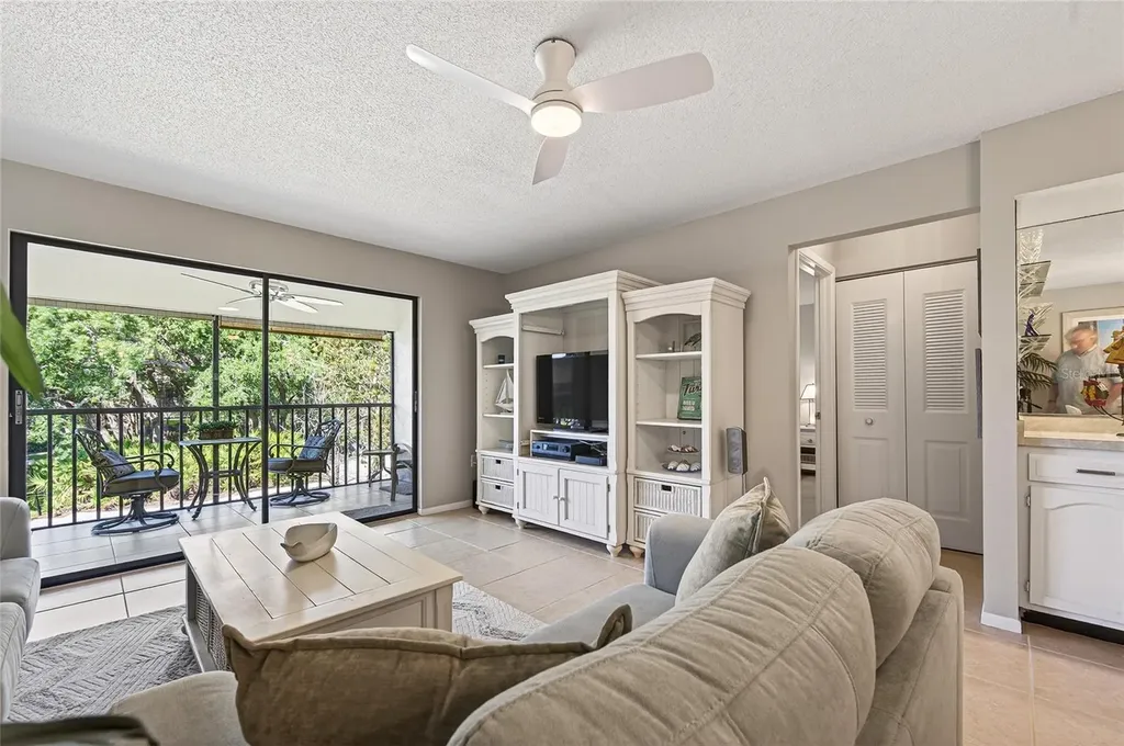 360 Three Lakes Lane Venice FL 34285