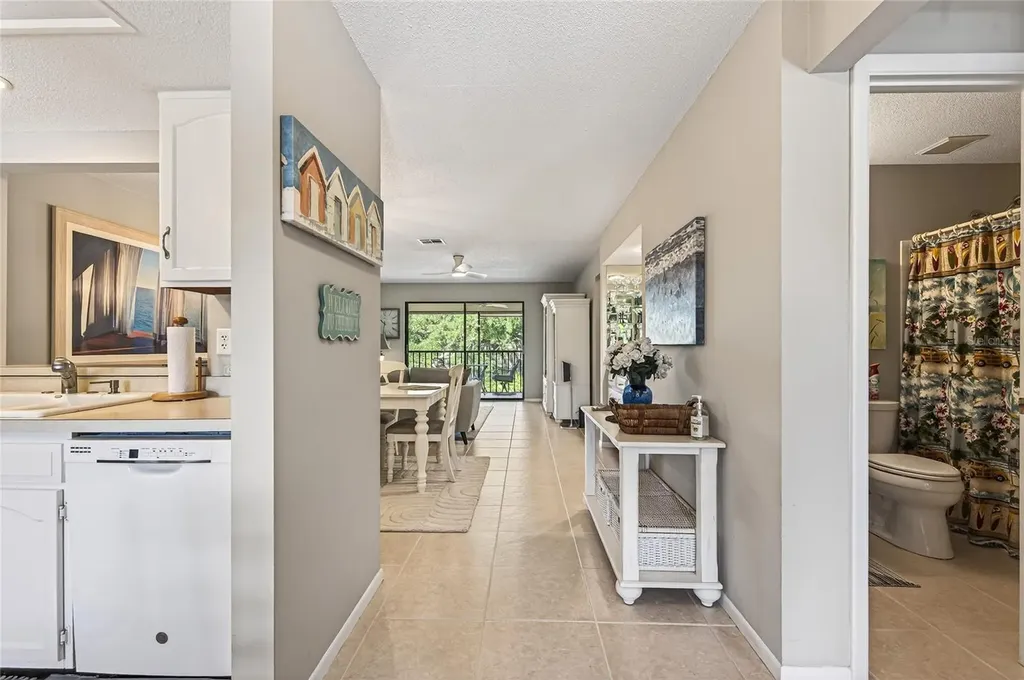 360 Three Lakes Lane Venice FL 34285