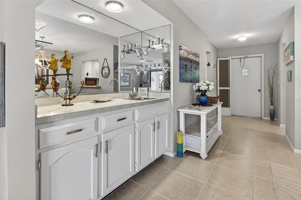 360 Three Lakes Lane Venice FL 34285