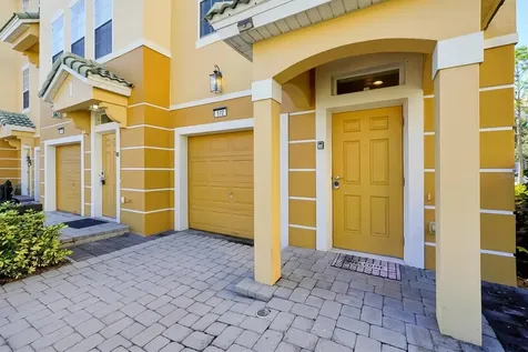 4800 Tidecrest Avenue Orlando FL 32819