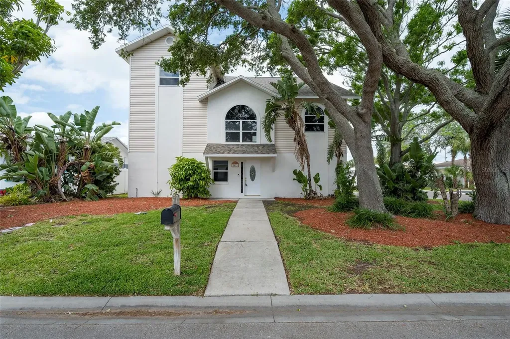 1612 1st Street Indian Rocks Beach FL 33785
