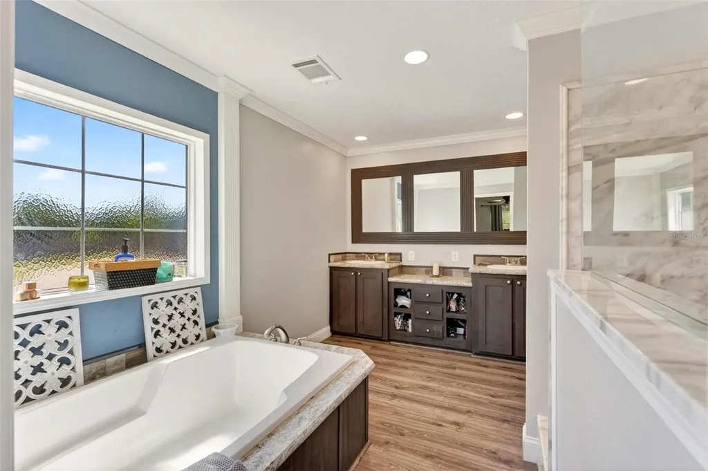 18350 SE 42nd Place Morriston FL 32668
