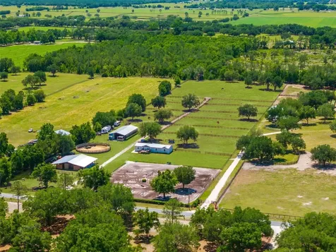 18350 SE 42nd Place Morriston FL 32668