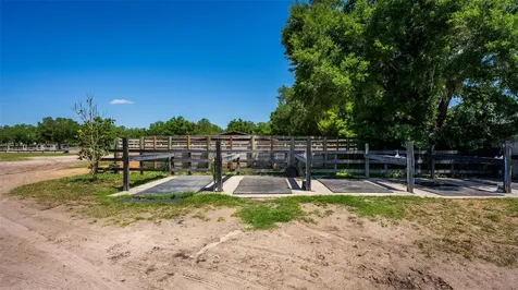 18350 SE 42nd Place Morriston FL 32668