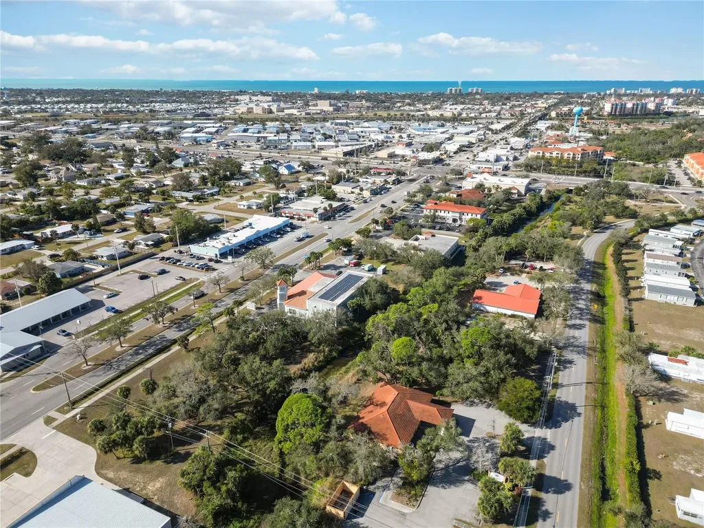 841 E Venice Avenue Venice FL 34285