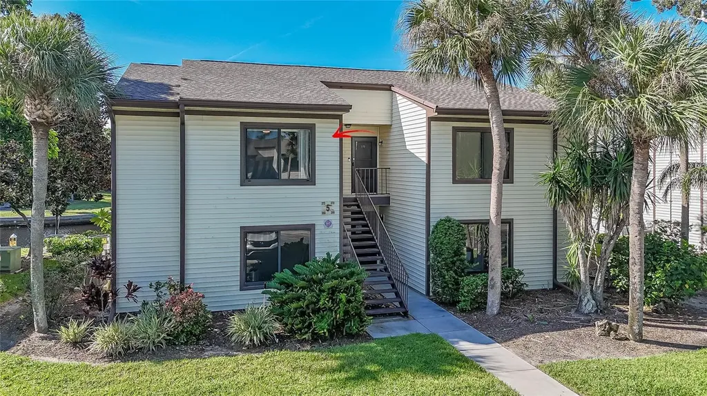 372 Moorings Cove Drive Tarpon Springs FL 34689