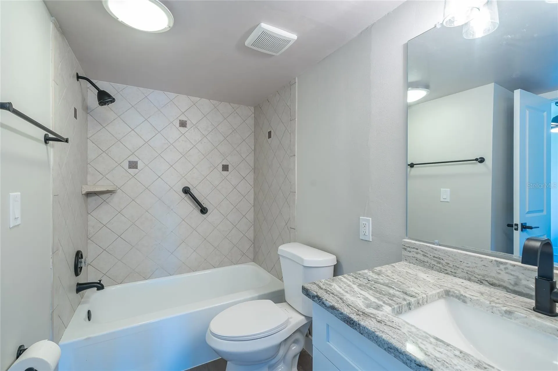 372 Moorings Cove Drive Tarpon Springs FL 34689