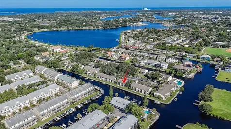 372 Moorings Cove Drive Tarpon Springs FL 34689