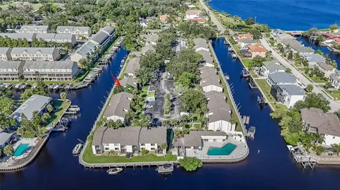 372 Moorings Cove Drive Tarpon Springs FL 34689