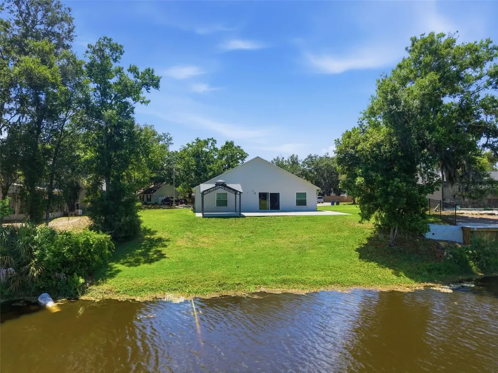23450 Cherbourg Loop Land O Lakes FL 34639