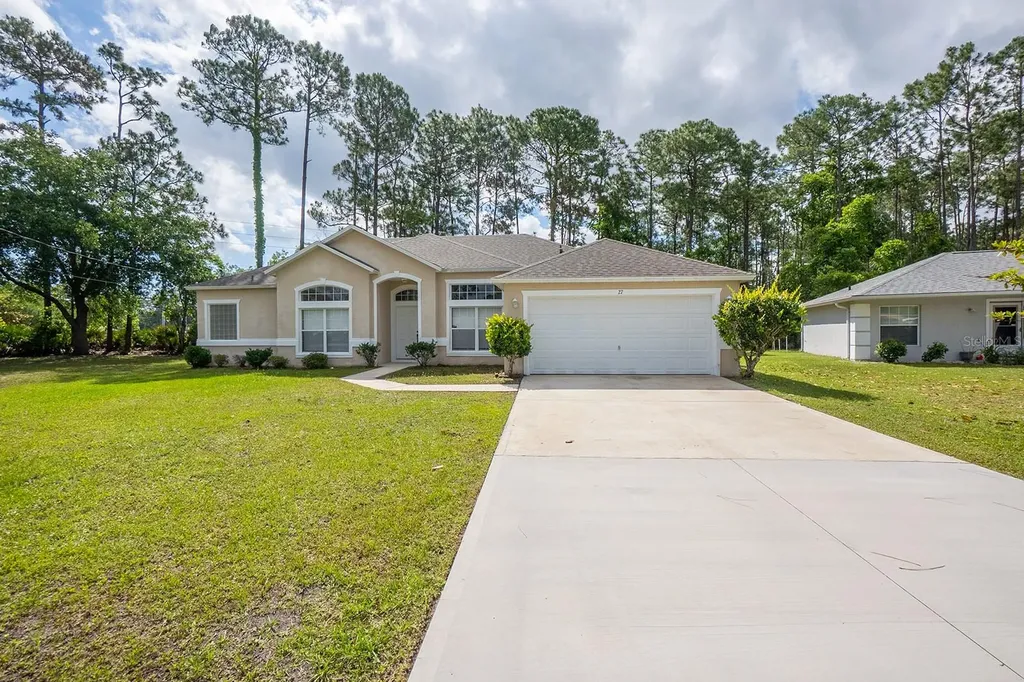 27 Red Clover Lane Palm Coast FL 32164