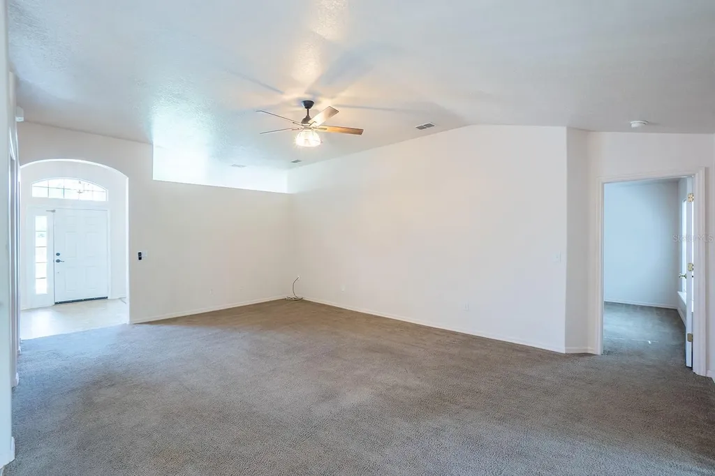 27 Red Clover Lane Palm Coast FL 32164