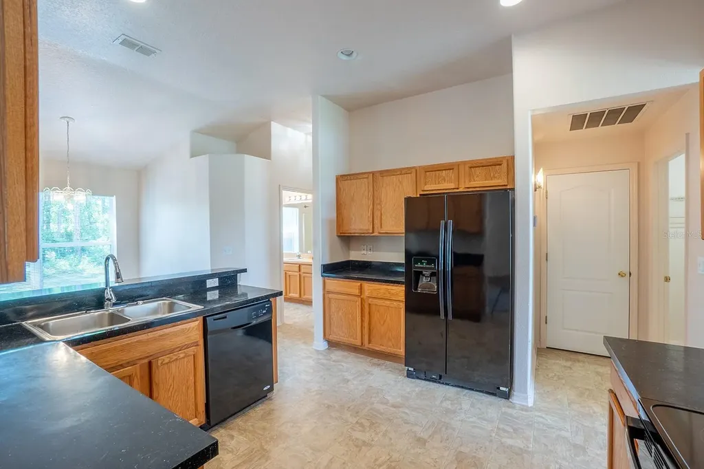 27 Red Clover Lane Palm Coast FL 32164