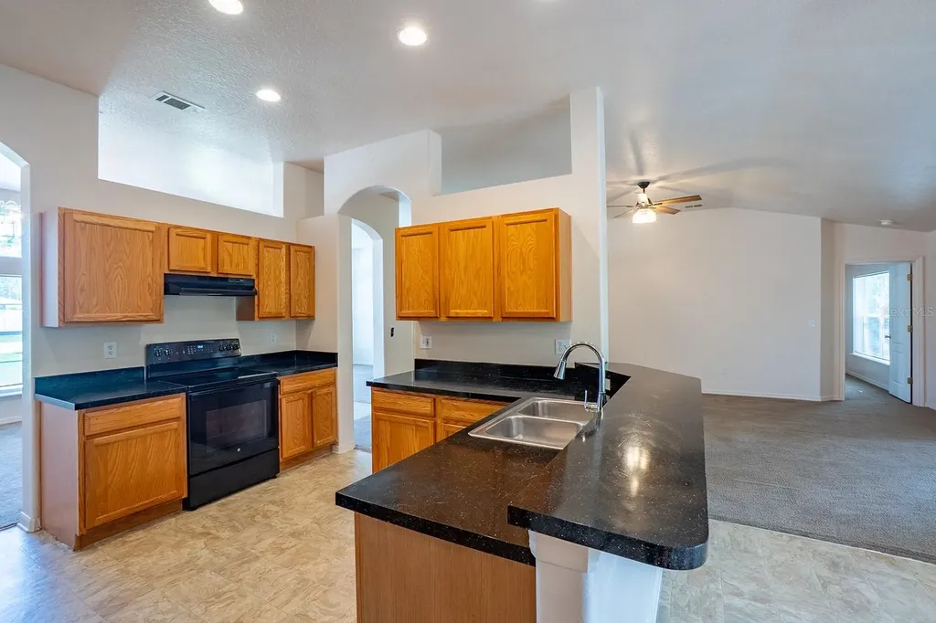 27 Red Clover Lane Palm Coast FL 32164