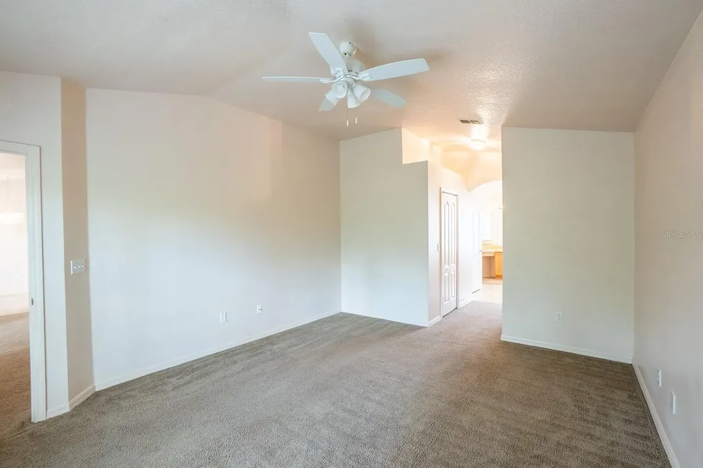 27 Red Clover Lane Palm Coast FL 32164