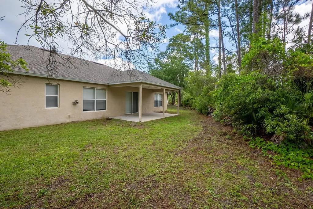 27 Red Clover Lane Palm Coast FL 32164