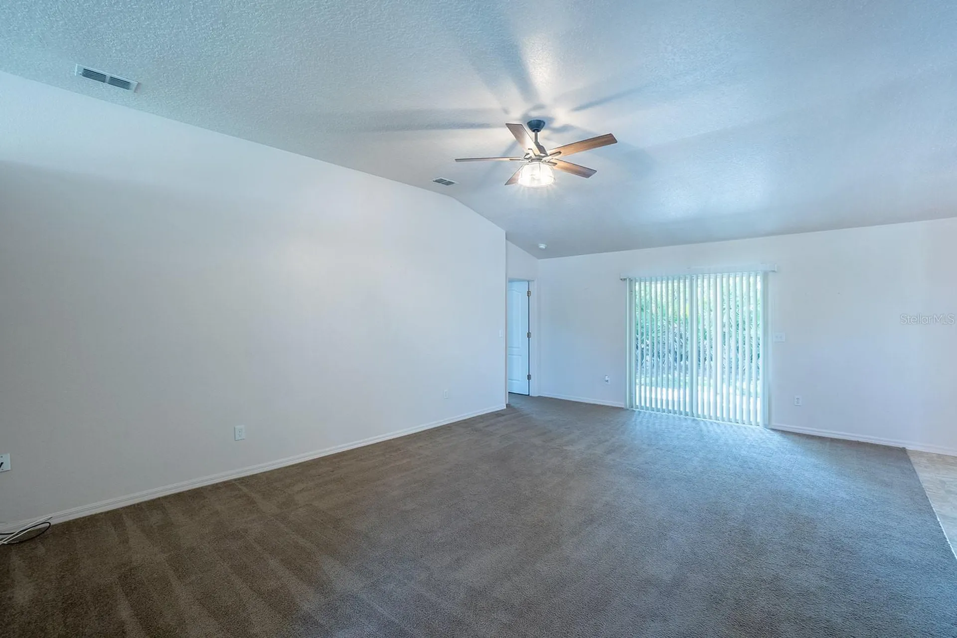 27 Red Clover Lane Palm Coast FL 32164