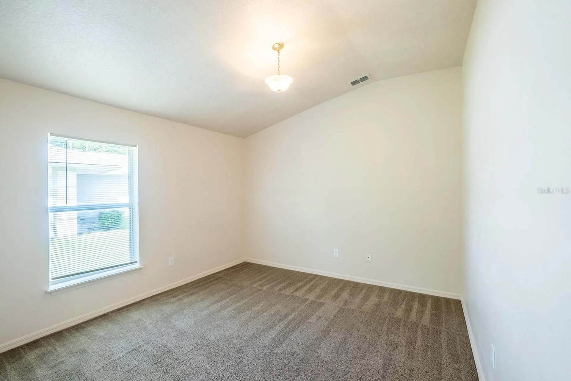 27 Red Clover Lane Palm Coast FL 32164