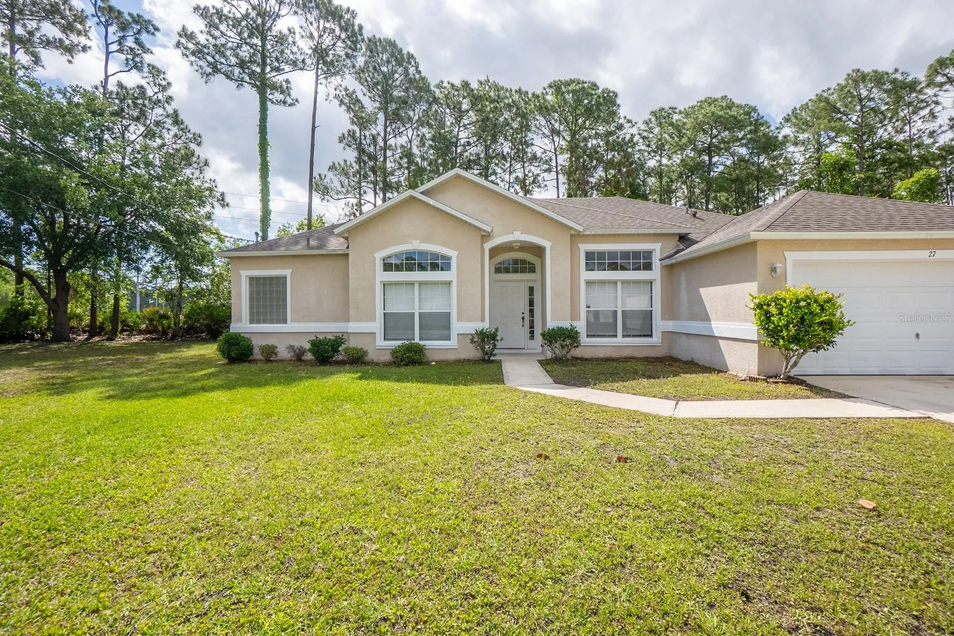 27 Red Clover Lane Palm Coast FL 32164