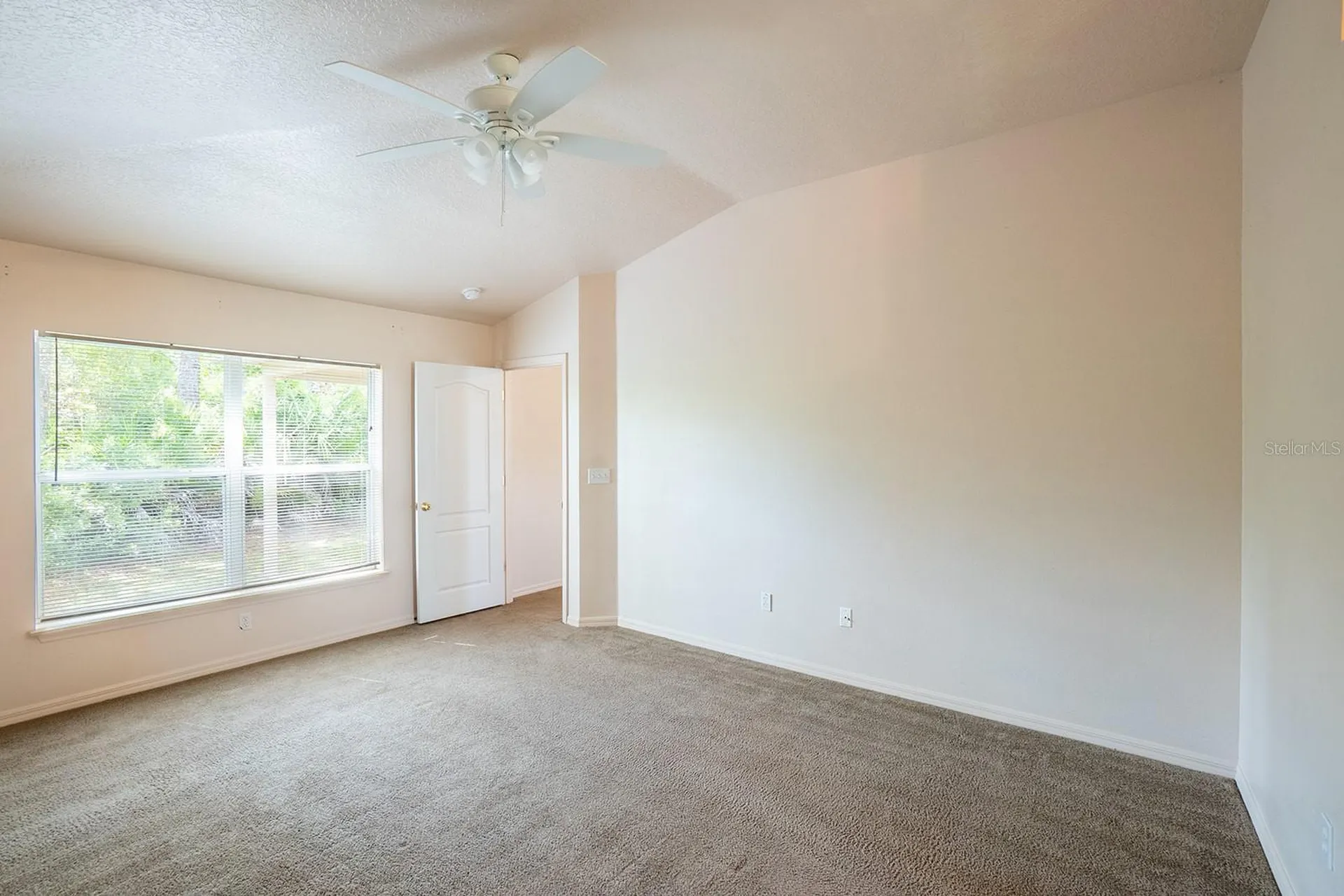 27 Red Clover Lane Palm Coast FL 32164