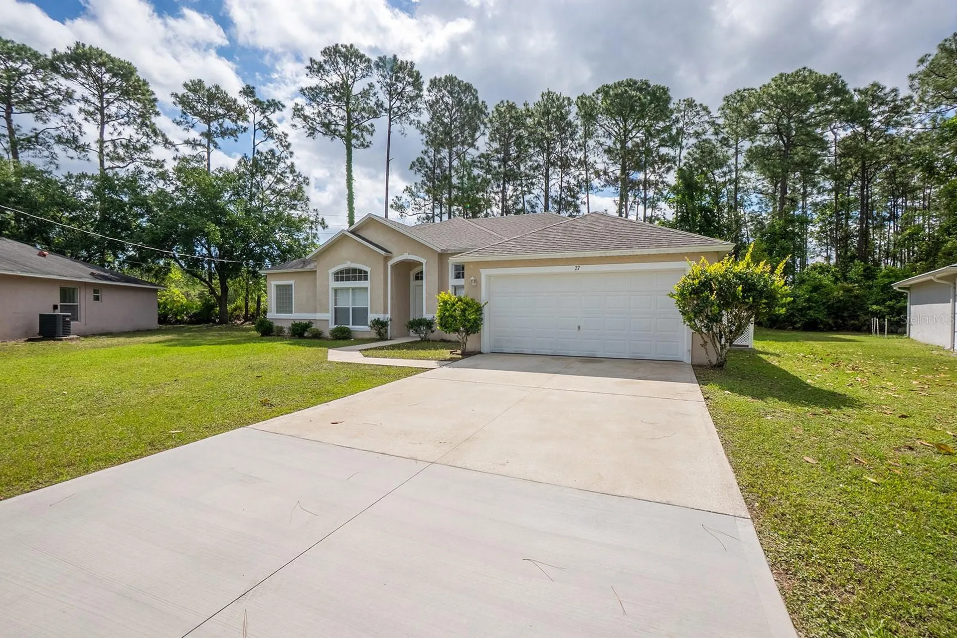 27 Red Clover Lane Palm Coast FL 32164
