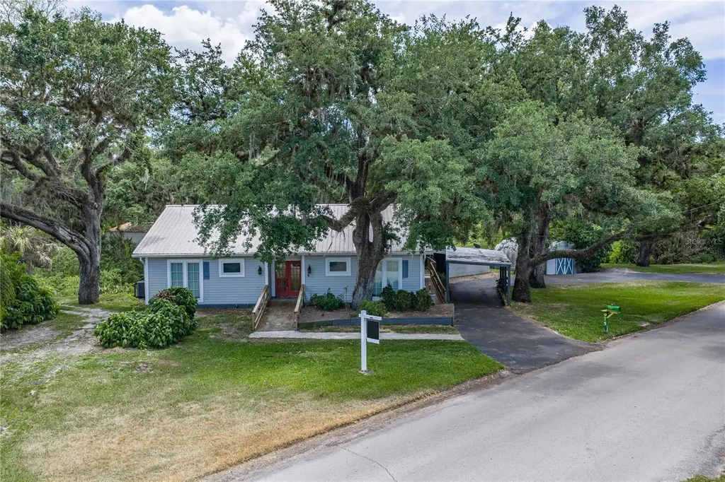 975 Caloosa Estates Drive Labelle FL 33935