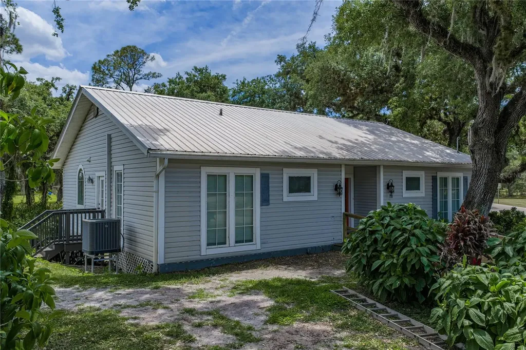 975 Caloosa Estates Drive Labelle FL 33935