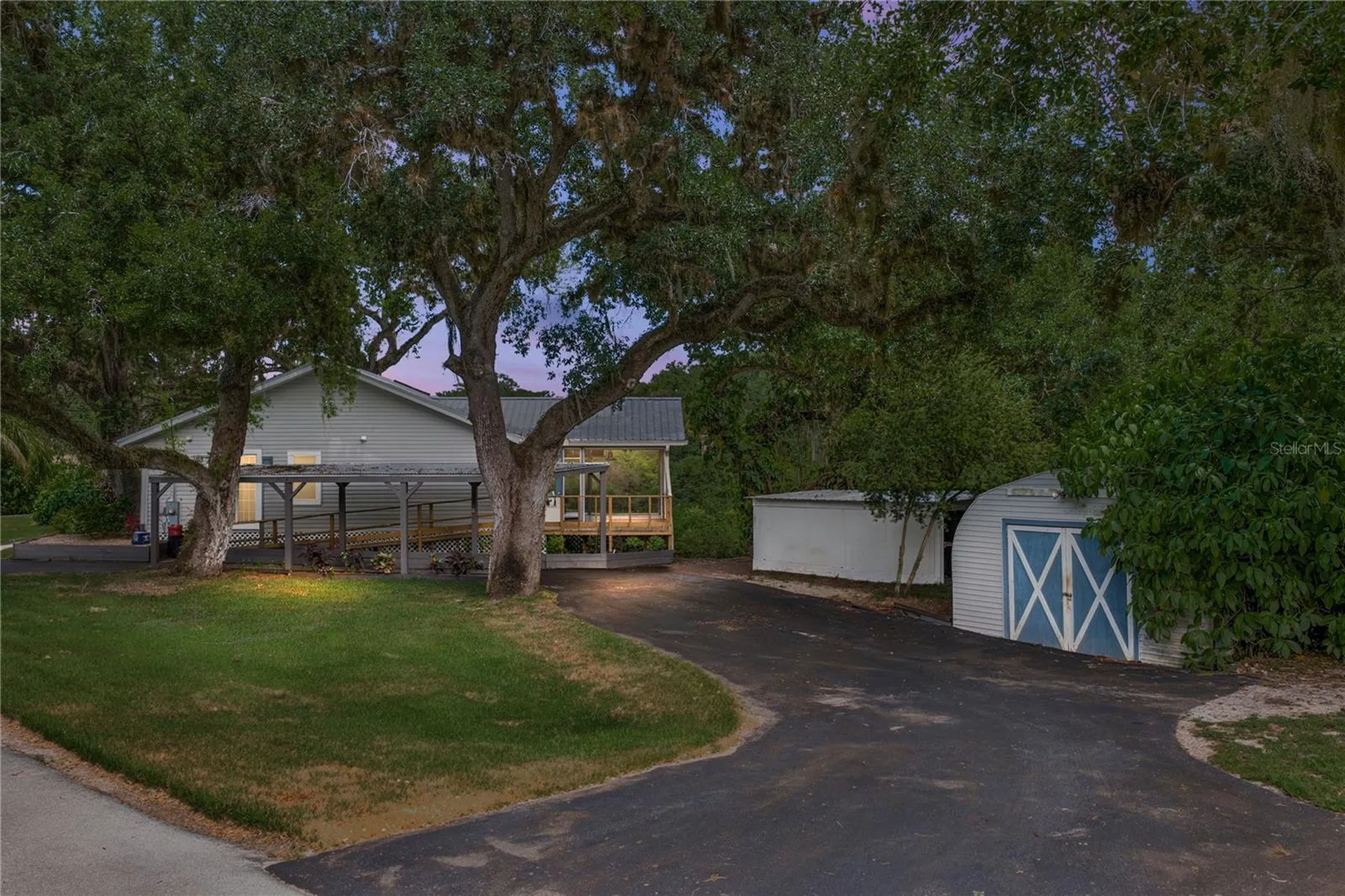 975 Caloosa Estates Drive Labelle FL 33935