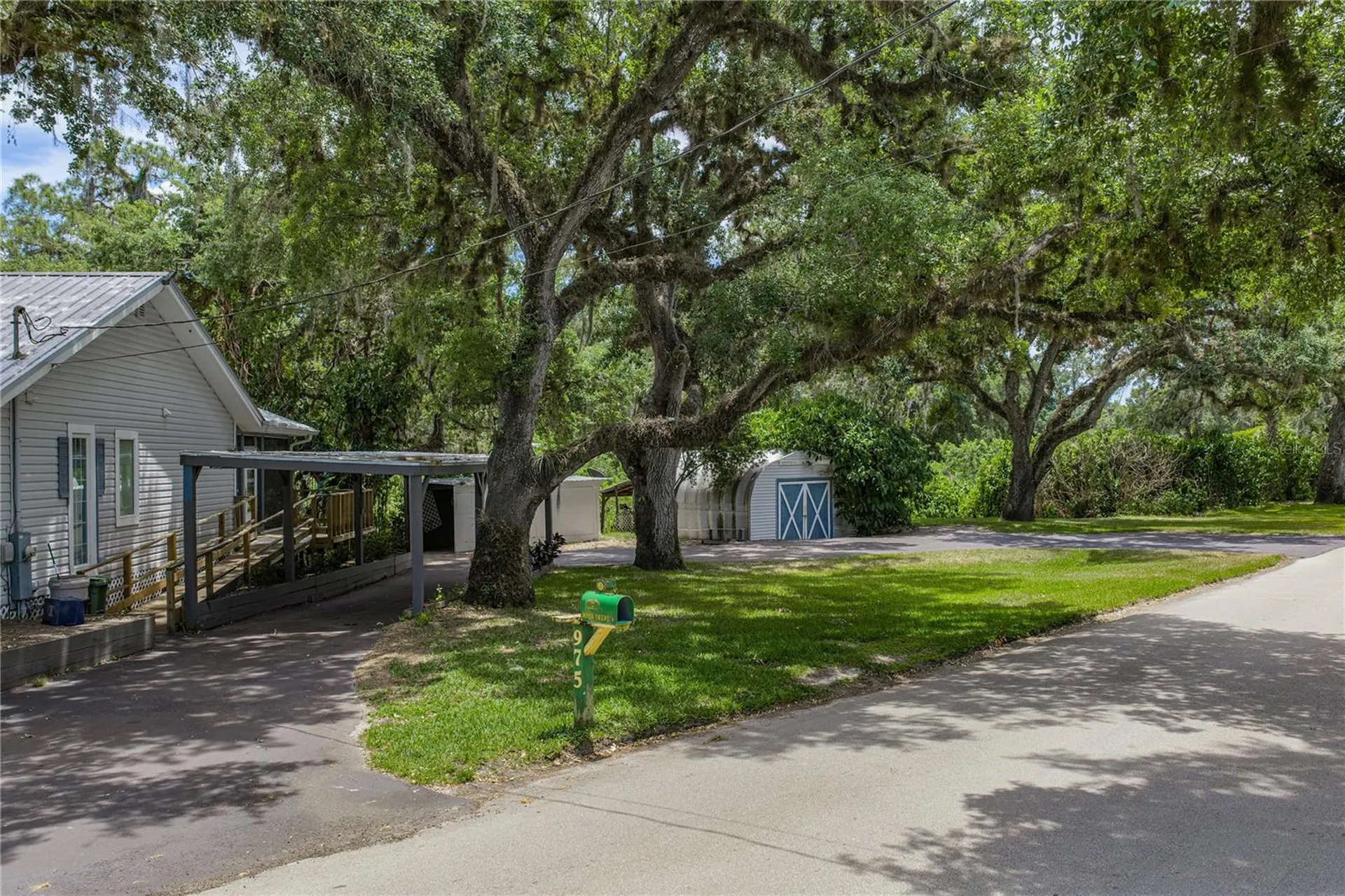 975 Caloosa Estates Drive Labelle FL 33935