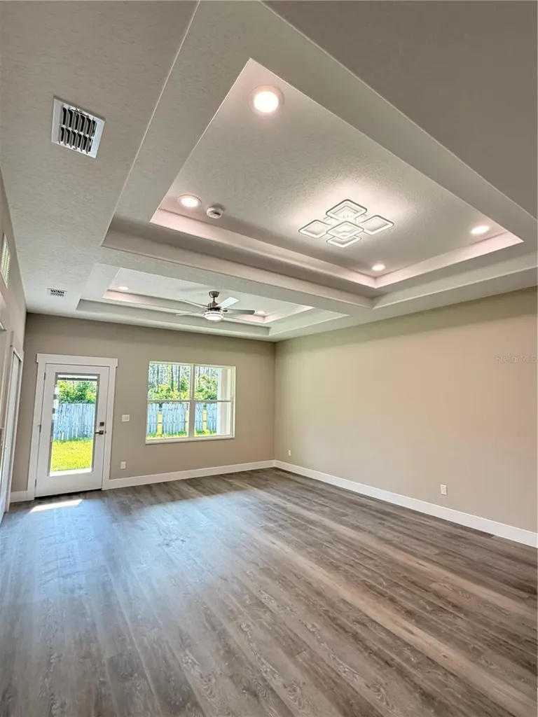 11 Seward Trail E Palm Coast FL 32164